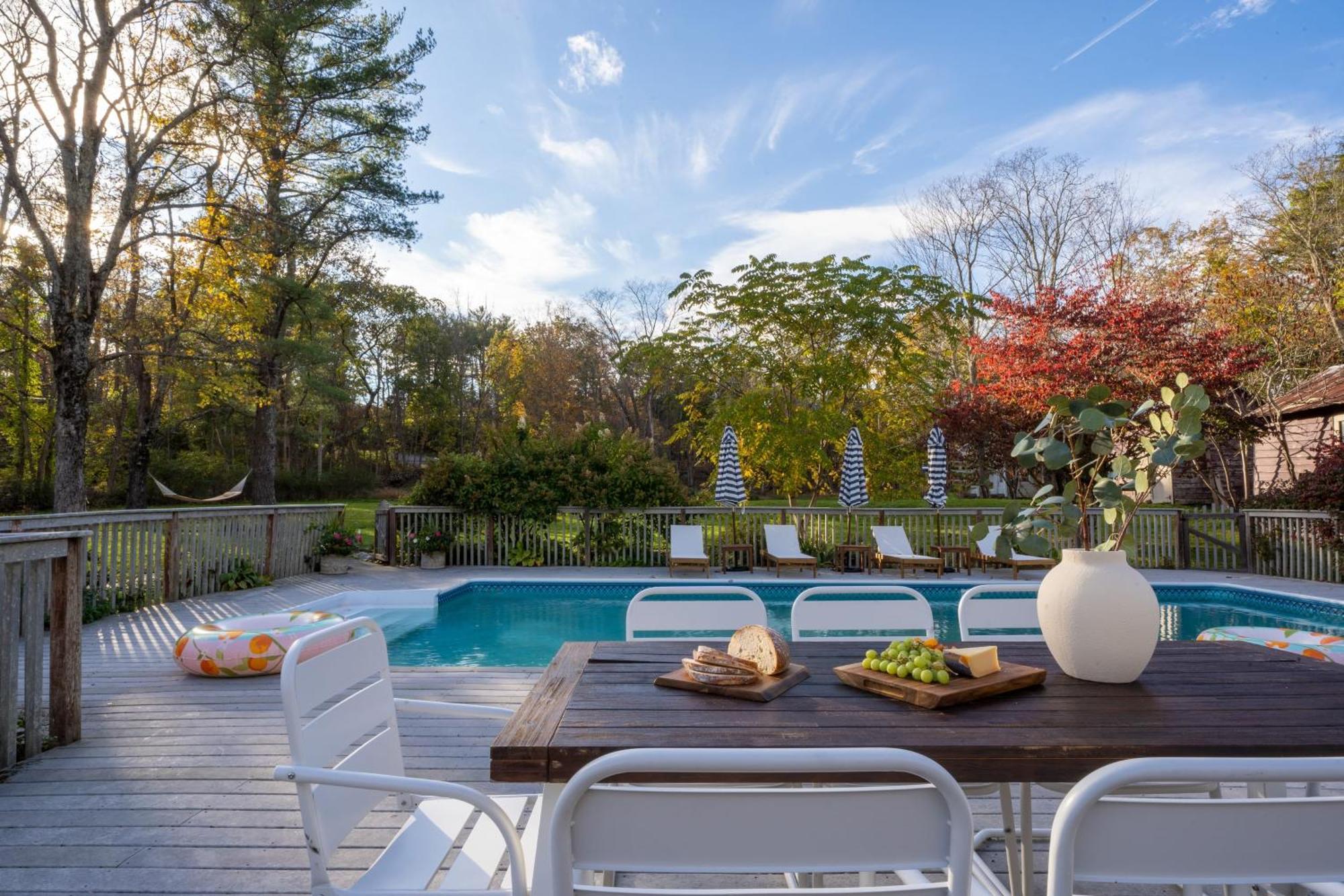 סוגרטיס Cortland By Avantstay Charming Heritage Estate W Private Lake Pool מראה חיצוני תמונה